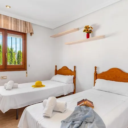 Villa Cruz - Plusholidays