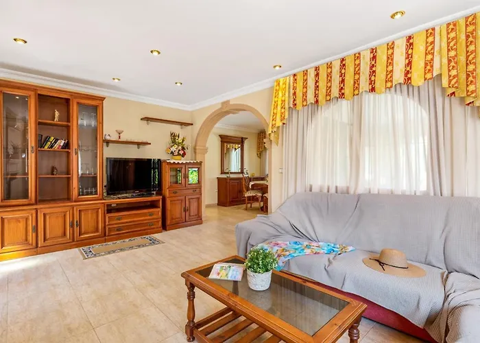 Cruz - Plusholidays Villa *