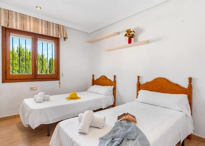 Villa Cruz - Plusholidays