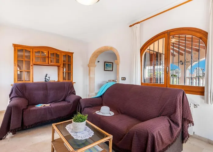 Cruz - Plusholidays *