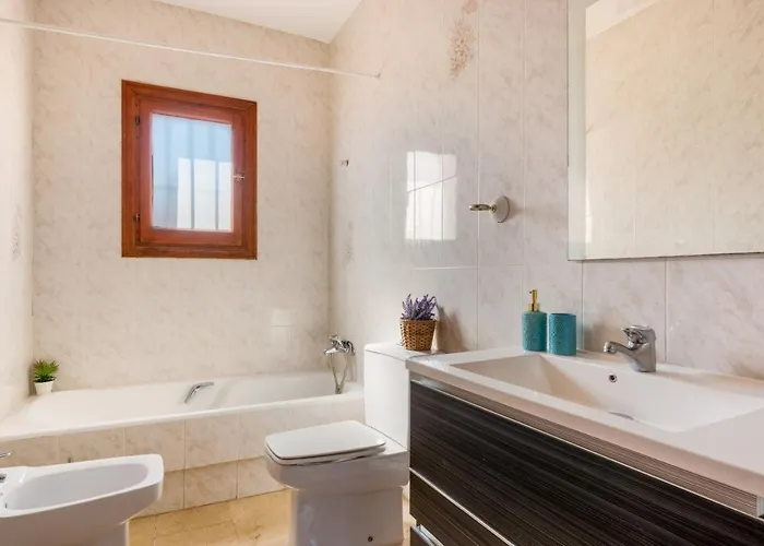 Cruz - Plusholidays Ifach